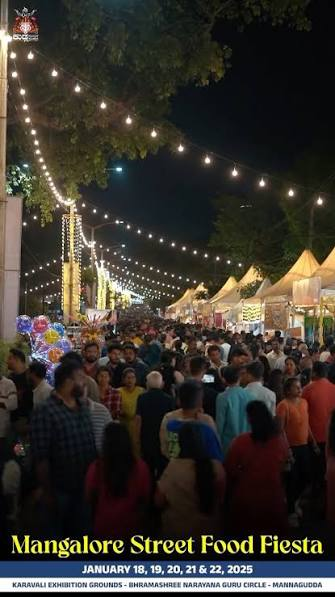 Authentic regional street food and freshly prepared crispy snacks